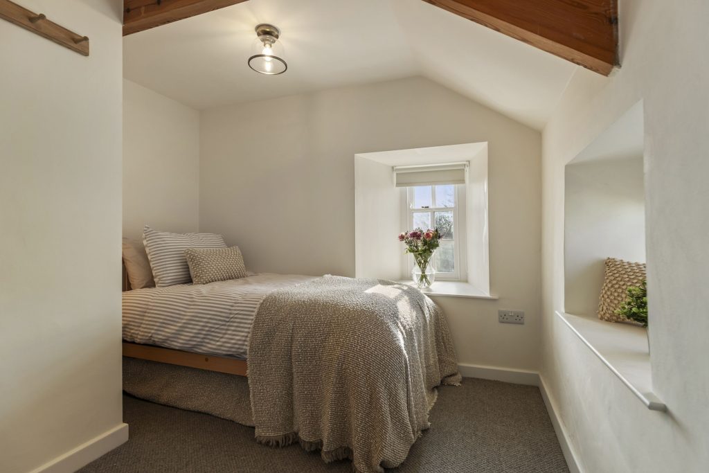 Ty Cerrig St Davids Third Bedroom Single