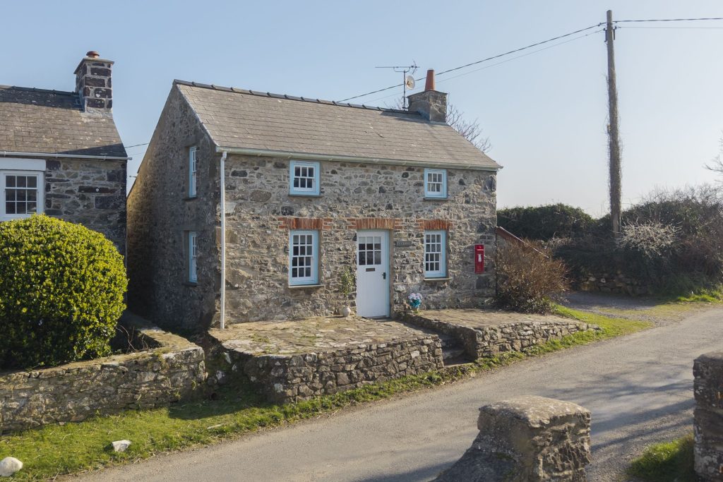 Ty Cerrig St Davids Exterior