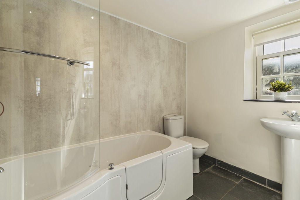 Downstairs family bathroom