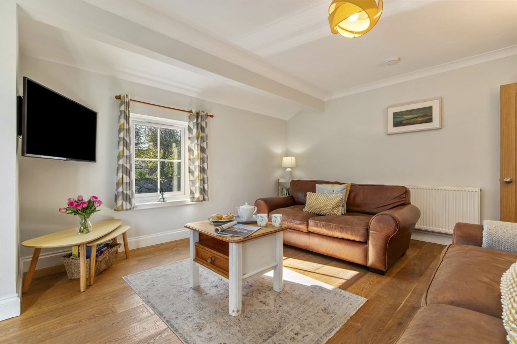 Yn Y Ty living room 2