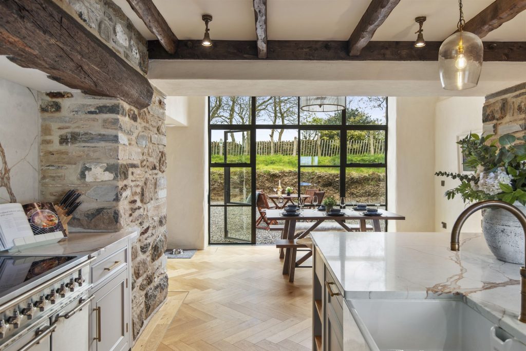 The Farmhouse Kitchen 4