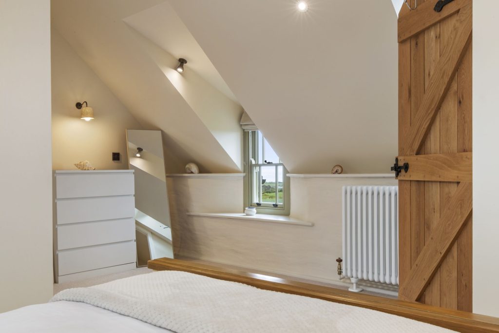 The Farmhouse Kingsize Bedroom 2